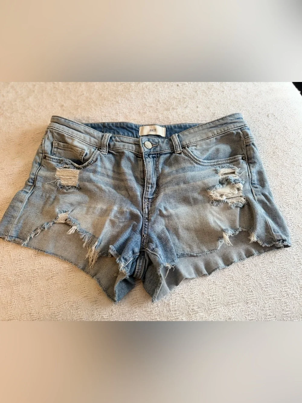 BUCKLE BKE Payton Shorts-  Light Blue Denim - Women’s SIZE 30 - Picture 2 of 6